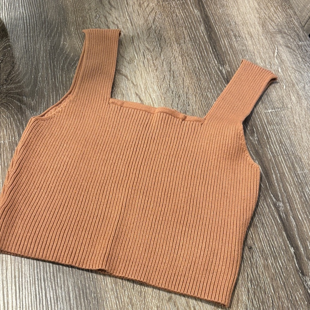 Stylish Tan Ribbed Crop Top